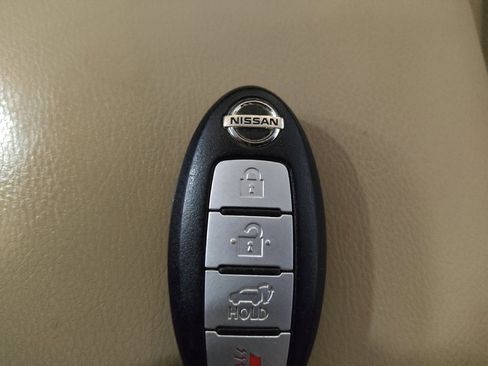 Used 2015 Nissan Rogue SL w/ SL Premium Package AWD/4WD image 32