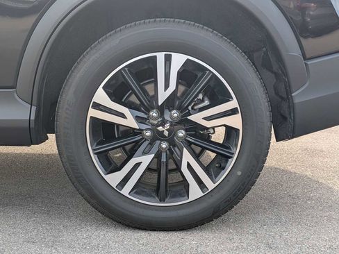 Used 2024 Mitsubishi Eclipse Cross SE AWD/4WD image 12