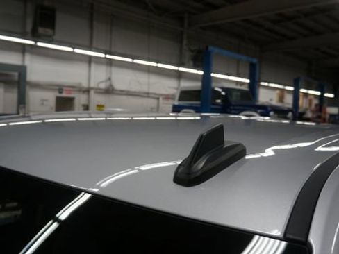 Used 2022 Chevrolet Silverado 1500 LT image 93