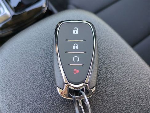 New 2026 Chevrolet Trax ACTIV w/ Sunroof Package image 30