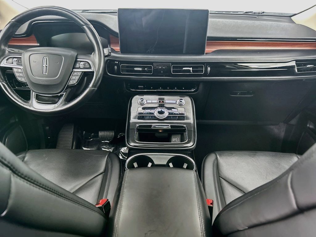 Used 2023 Lincoln Nautilus Reserve w/ Luxury Package AWD/4WD image 13