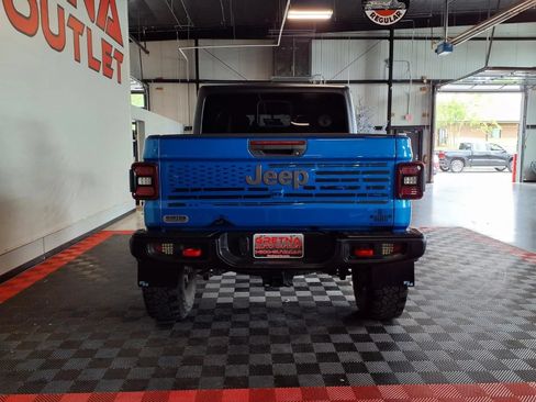 Used 2021 Jeep Gladiator Rubicon AWD/4WD image 5