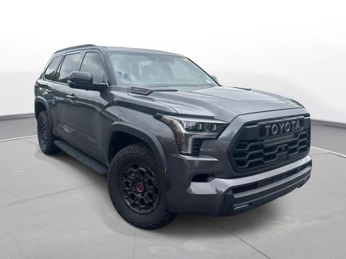 Used 2023 Toyota Sequoia TRD Pro AWD/4WD image 4
