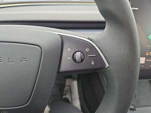 Used 2025 Tesla Model 3 Long Range image 22