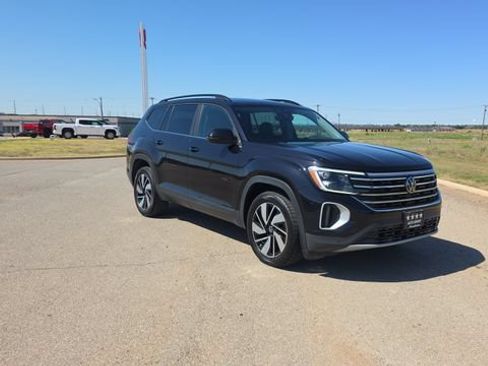 Used 2024 Volkswagen Atlas SE FWD image 4