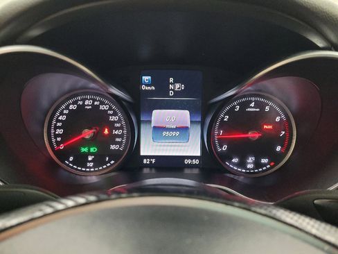 Used 2015 Mercedes-Benz C 300 Sedan image 23