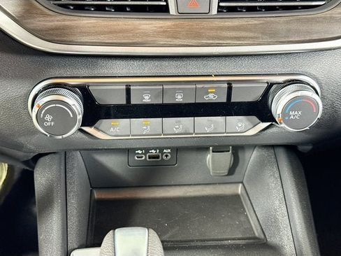 New 2026 Nissan Altima 2.5 SV FWD image 13