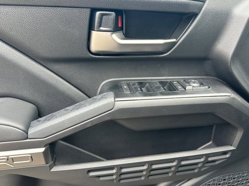 New 2025 Toyota Tacoma TRD Off-Road image 11