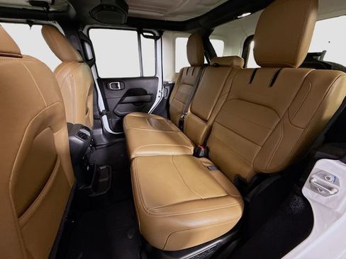 Used 2023 Jeep Wrangler Unlimited Sahara w/ Cold Weather Group image 23