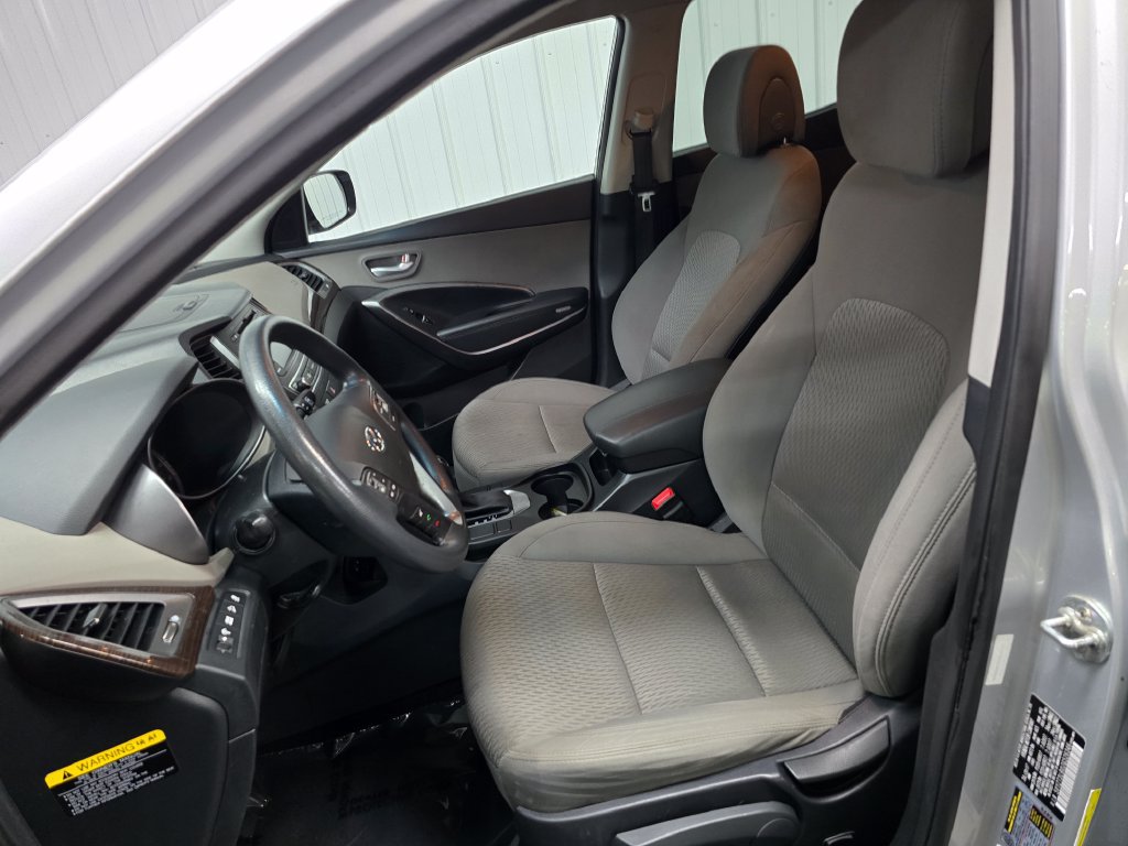 Used 2018 Hyundai Santa Fe Sport FWD image 17