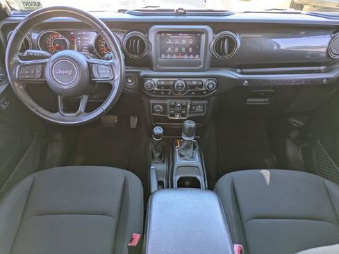 Used 2021 Jeep Wrangler Unlimited Sport image 10