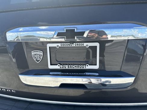 Used 2017 Chevrolet Suburban LS w/ All-Season Package image 13