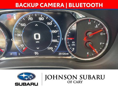 Used 2021 GMC Acadia Denali w/ Denali Technology Package FWD image 9