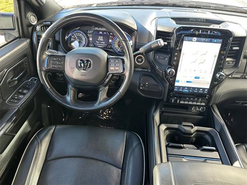 Used 2022 RAM 3500 Limited image 19