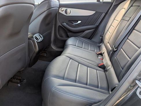Used 2021 Mercedes-Benz GLC 300 image 18
