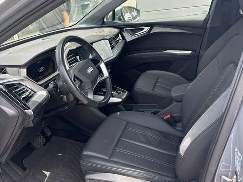 Used 2023 Audi Q4 e-tron Premium Plus w/ Premium Plus RWD image 5