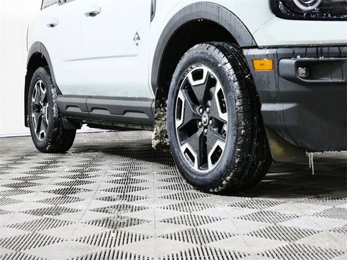 Certified 2024 Ford Bronco Sport Outer Banks w/ Tech Package image 2