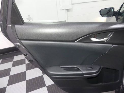 Used 2020 Honda Civic Sport image 23