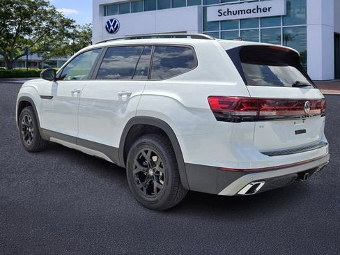 New 2026 Volkswagen Atlas Peak Edition AWD/4WD image 5