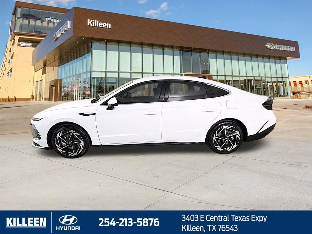 Used 2026 Hyundai Sonata SEL FWD image 5