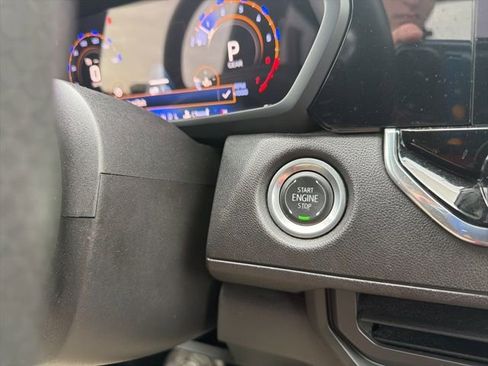 Used 2024 Chevrolet Colorado W/T w/ WT Convenience Package image 23