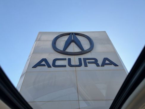 Used 2012 Acura TL Tech Auto image 2