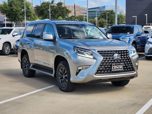Certified 2023 Lexus GX 460 Premium w/ Premium Package AWD/4WD image 3