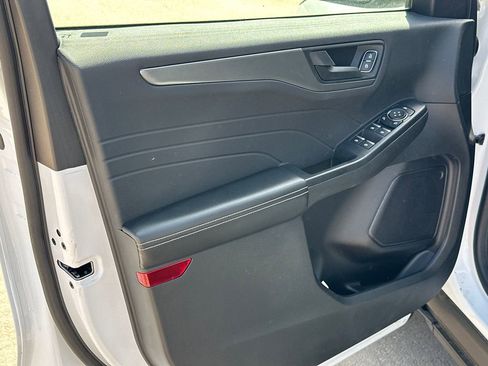 Used 2023 Ford Escape FWD image 10