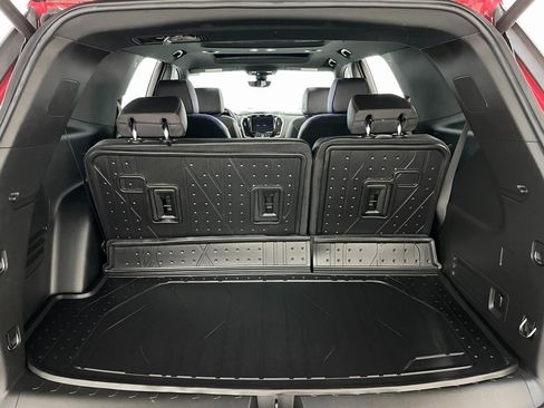 Used 2023 Chevrolet Traverse RS w/ LPO, Floor Liner Package image 46
