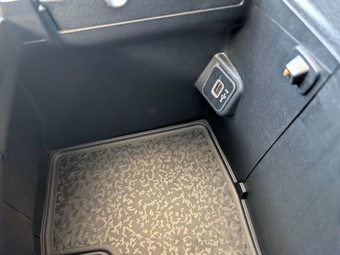 New 2026 Jeep Wrangler Sport S image 32