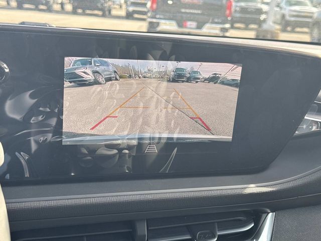 New 2026 Buick Envista Sport Touring w/ Convenience I Package FWD image 32