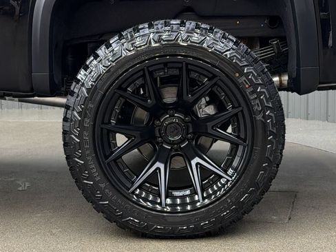 Used 2026 GMC Sierra 1500 AT4X AWD/4WD image 12