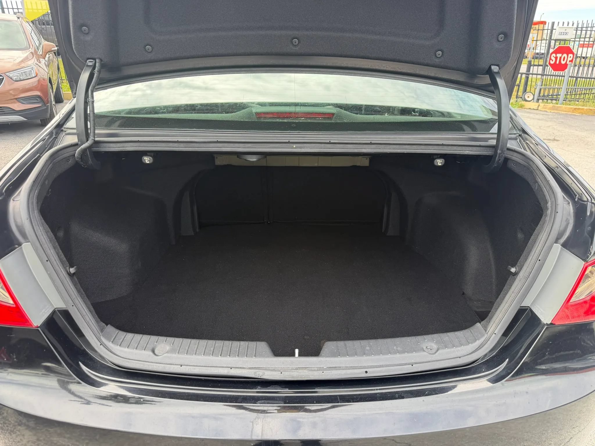 Used 2012 Hyundai Sonata Limited FWD image 16