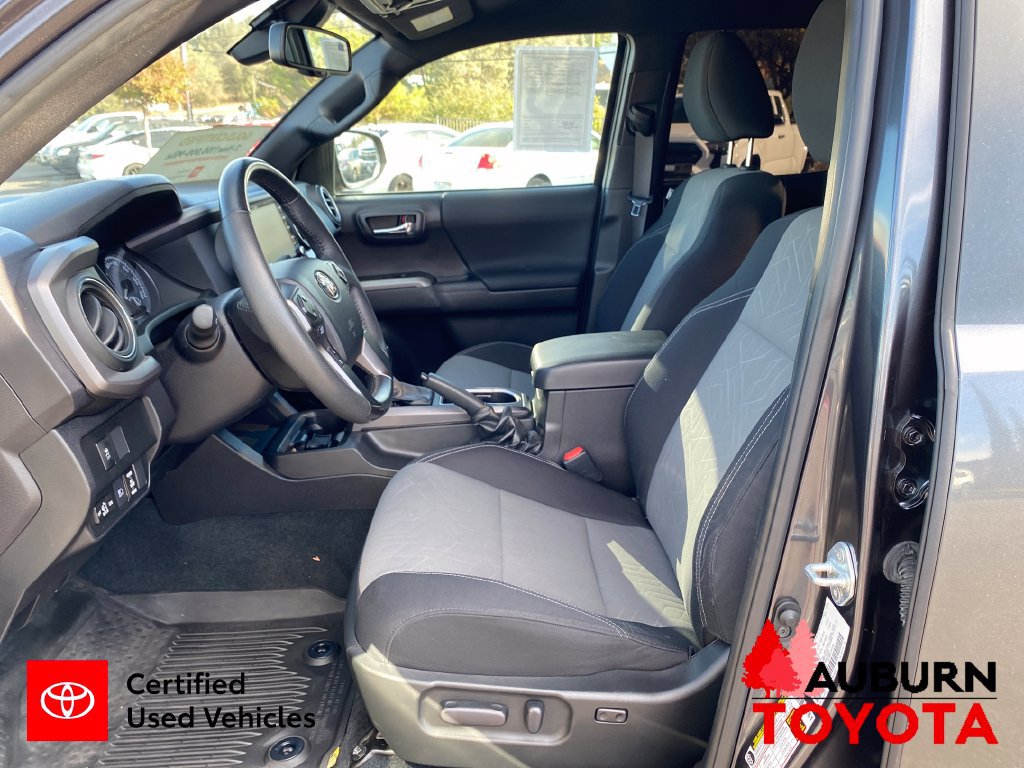 Certified 2023 Toyota Tacoma TRD Off-Road AWD/4WD image 12