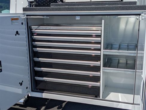 New 2024 RAM 5500 Tradesman image 10