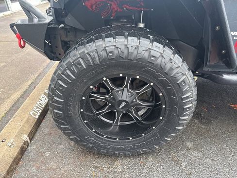 Used 2017 Jeep Wrangler Unlimited Sport w/ Quick Order Package 24S image 7