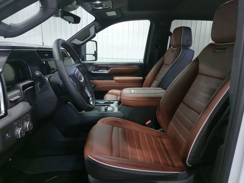 New 2026 GMC Sierra 2500 Denali Ultimate AWD/4WD image 14
