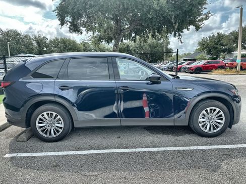 Used 2024 MAZDA CX-90 Plug-In Hybrid w/ Preferred AWD/4WD image 10