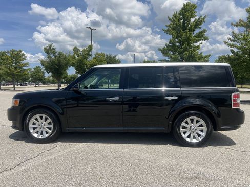 Used 2012 Ford Flex SEL w/ Equipment Group Order Code AWD/4WD image 2