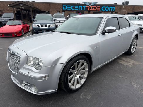 Used 2006 Chrysler 300 SRT8 w/ SRT Option Group II image 7
