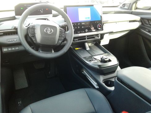 New 2026 Toyota bZ FWD image 5