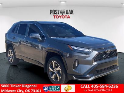 New 2025 Toyota RAV4 SE