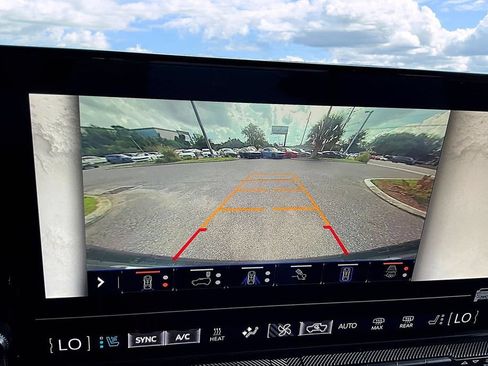 Used 2025 GMC Hummer EV 3X AWD/4WD image 14