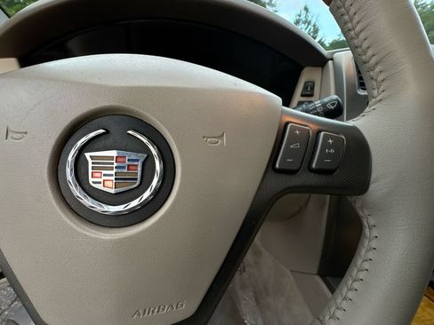 Used 2004 Cadillac XLR RWD image 18