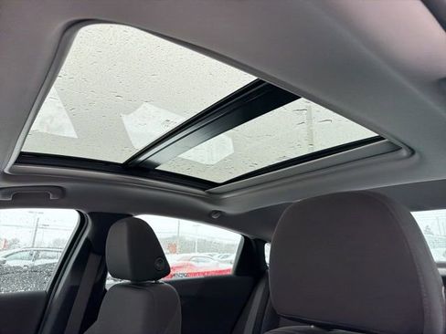 Used 2020 Chevrolet Malibu LT image 31