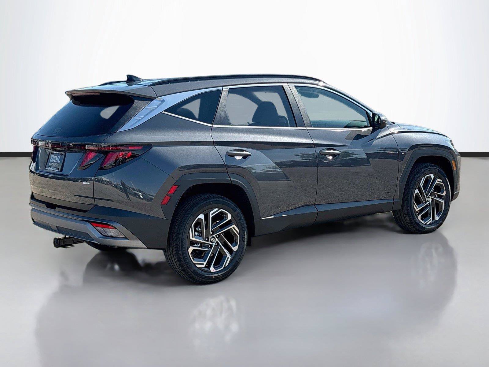 New 2026 Hyundai Tucson SEL Plus w/ Tow & Go Package AWD/4WD image 13