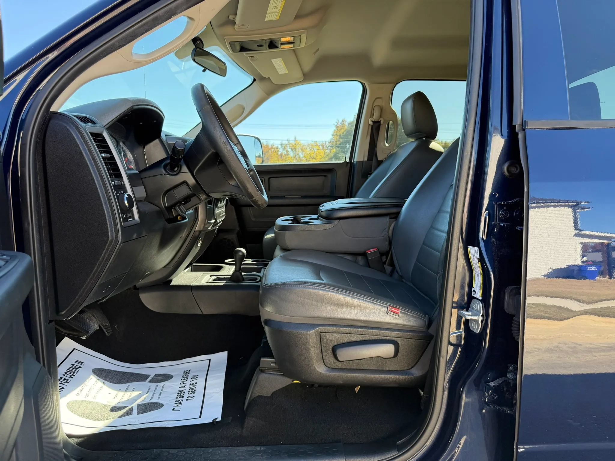 Used 2018 RAM 2500 Tradesman w/ Chrome Appearance Group AWD/4WD image 10