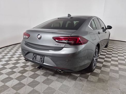 Used 2019 Buick Regal Essence w/ Sights and Sounds Package FWD image 3