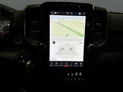 Used 2023 RAM 1500 Laramie image 9