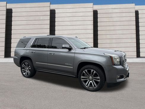 Used 2018 GMC Yukon Denali w/ Denali Ultimate Package AWD/4WD image 6